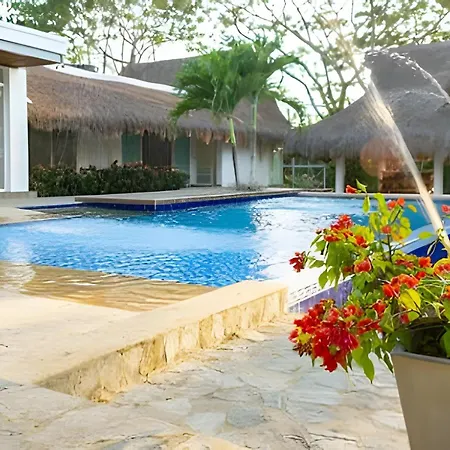 Modern & Fresh | Villa Arroyito W/Pool & Barbecue